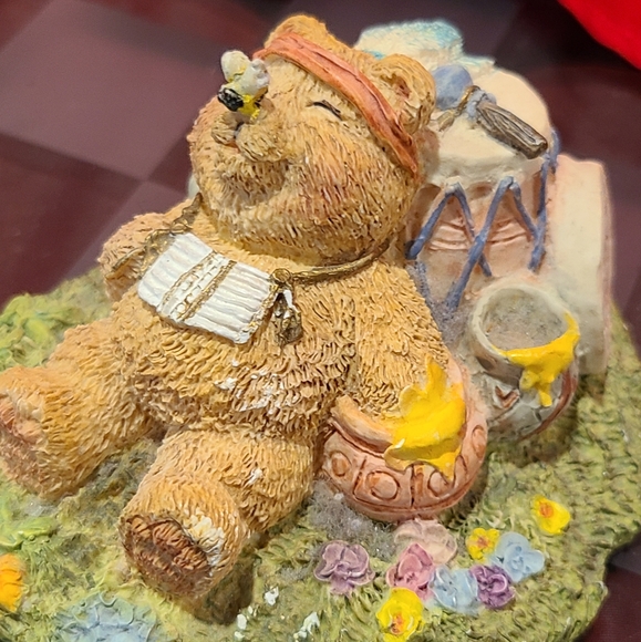 Pow Wow Bear figurine for sale - Picture 3 of 14